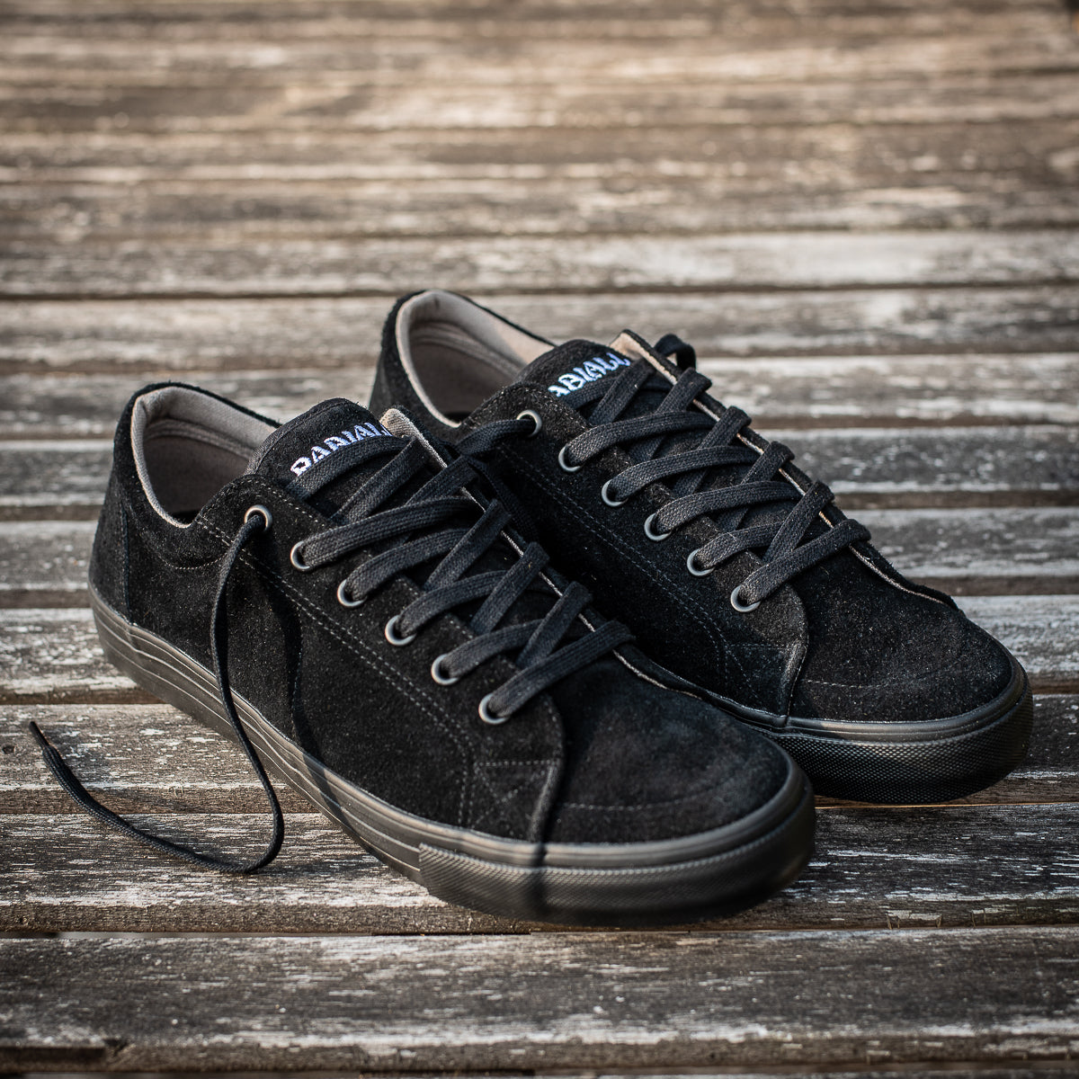 Conquista Low Top Sneaker - Black