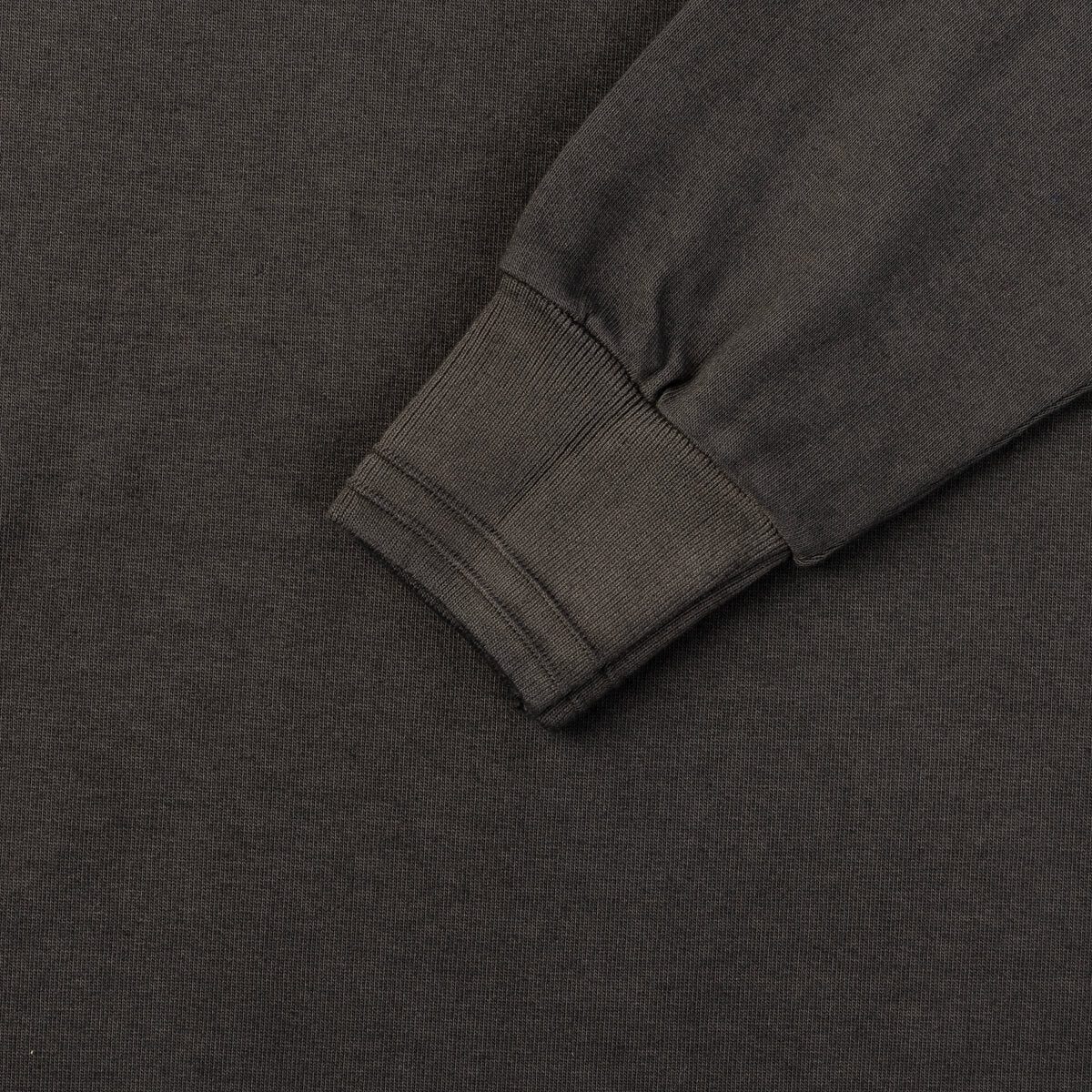 Box Logo OD L/S Tee - Gun Black